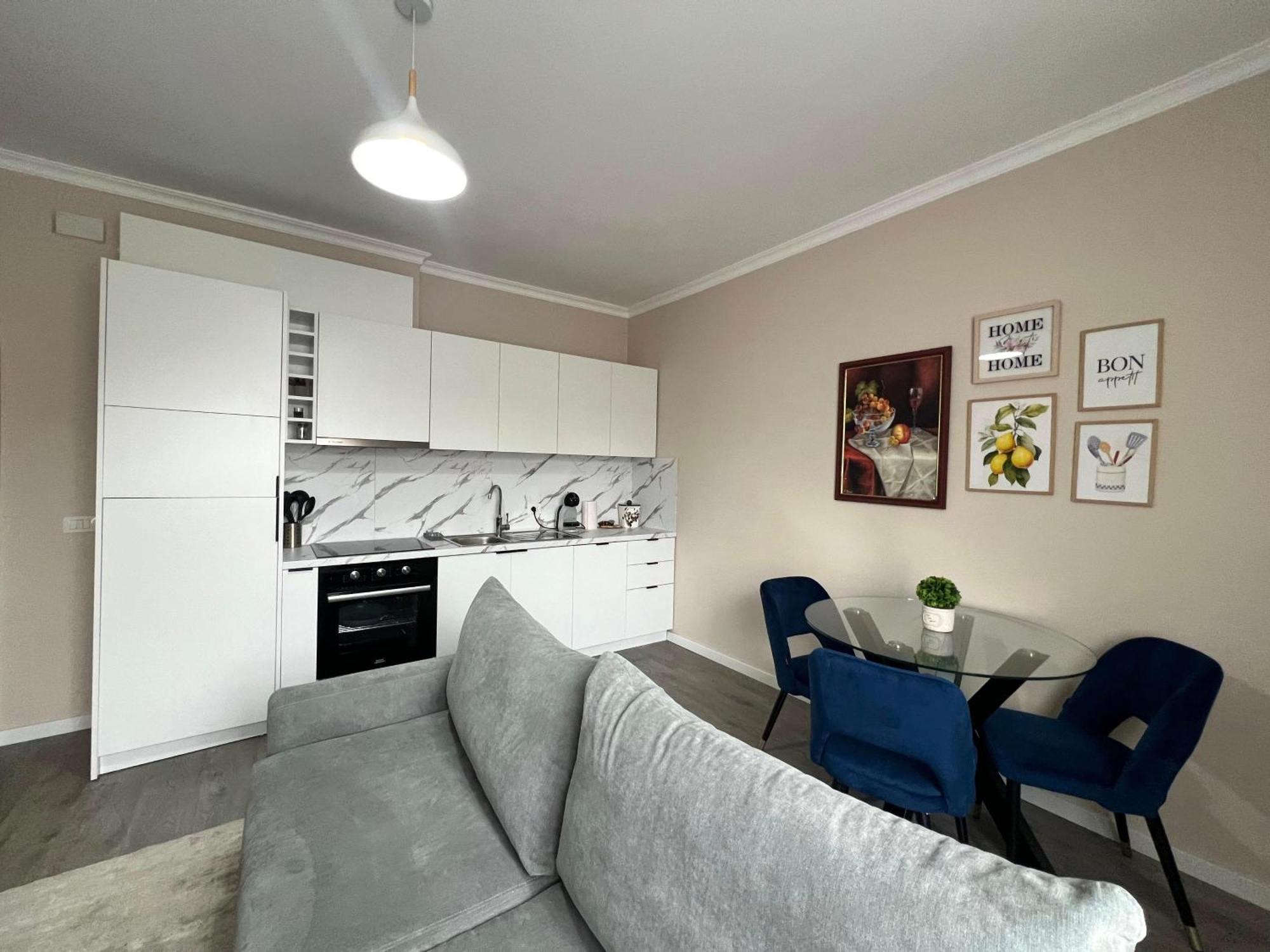 Cozy Flat Near Air Albania Stadium 1 Tirana Exteriör bild